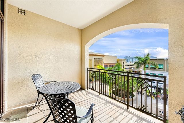 9115 Strada PL 5404, Naples, FL 34108
