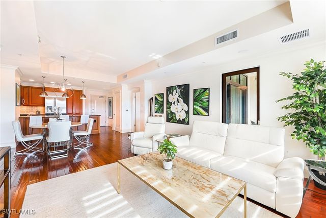 9115 Strada PL 5404, Naples, FL 34108