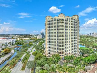 19501 W Country Club Drive 505, Aventura, FL 33180
