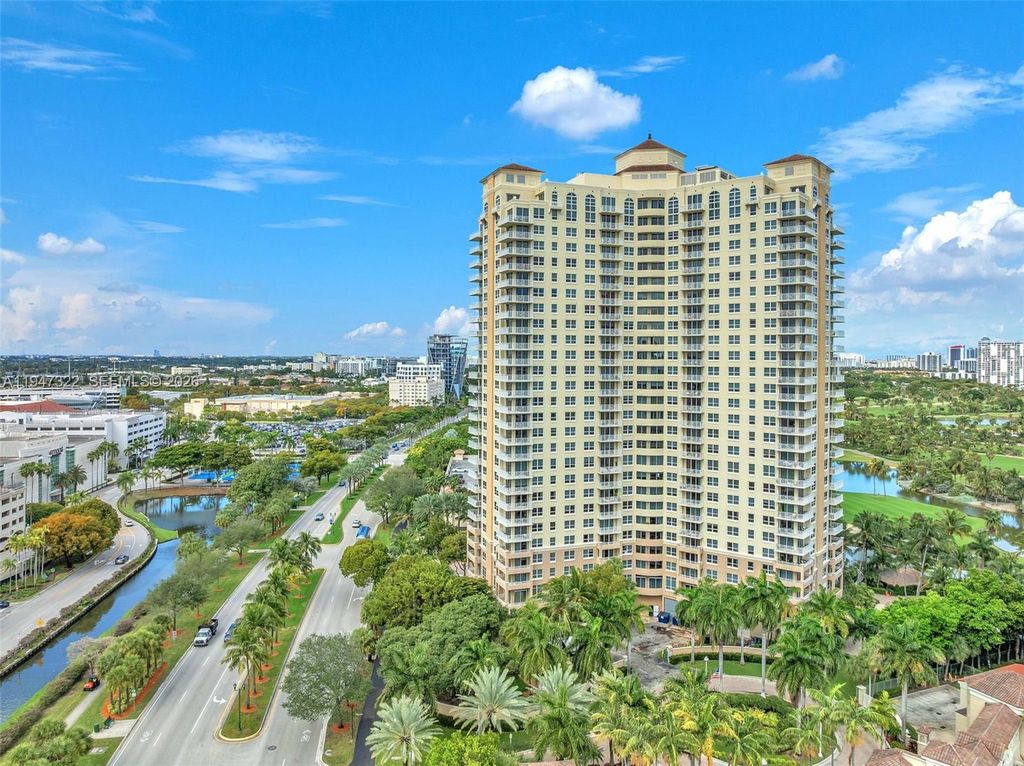 19501 W Country Club Drive 505, Aventura, FL 33180