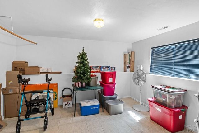 660 W Capistrano Ave, Pueblo West, CO 81007