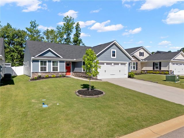 237 Southwell Street, Woodruff, SC 29388