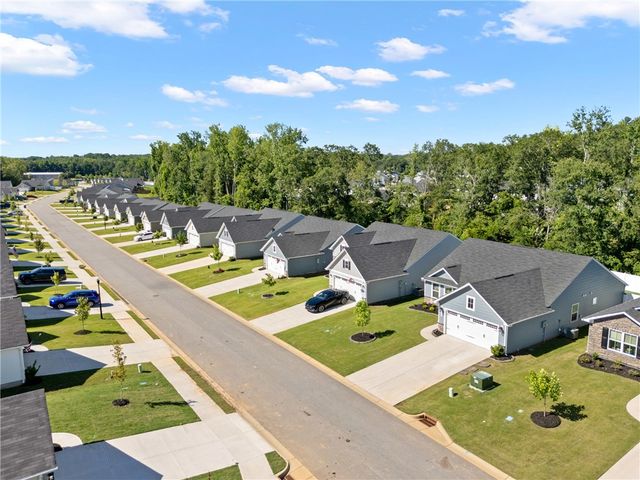 237 Southwell Street, Woodruff, SC 29388