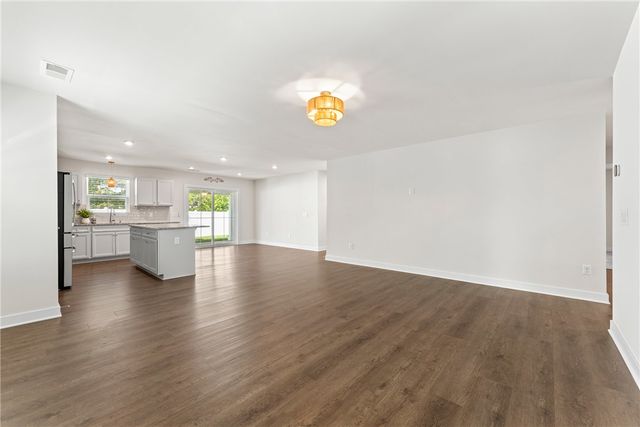 237 Southwell Street, Woodruff, SC 29388