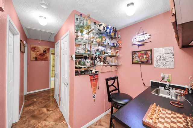 37 Wagon Lane Loop, Angleton, TX 77515