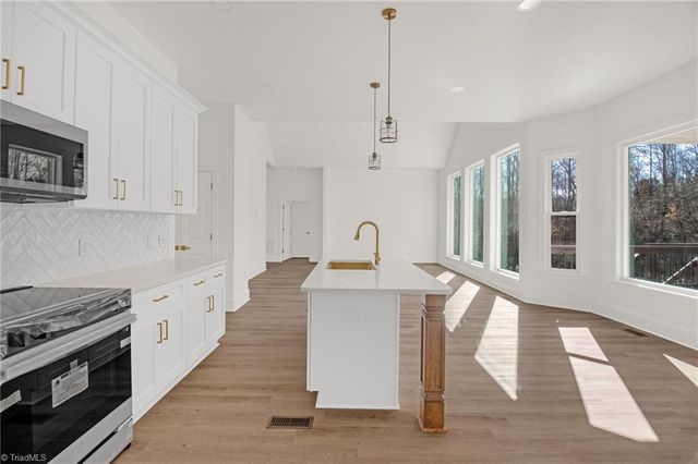 6835 Kelly Coltrane Drive, Randleman, NC 27317