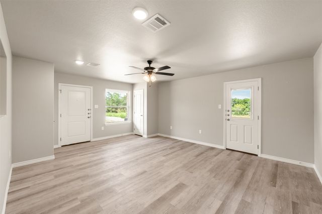 218 Melissa Street, Eddy, TX 76524