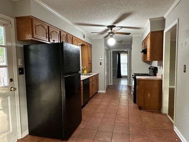 8588 KETTERING DR, Memphis, TN 38016