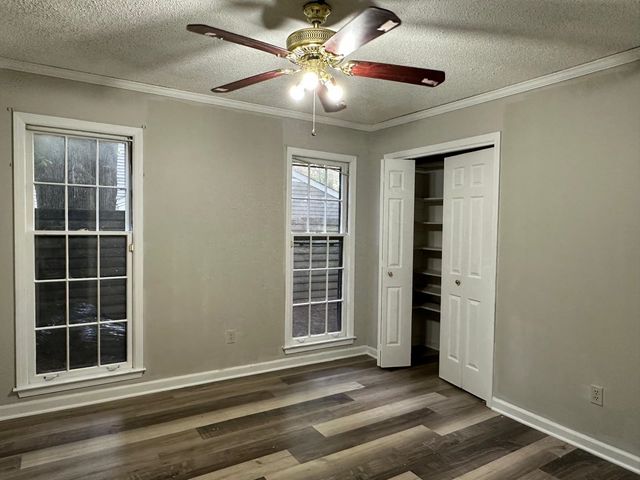 8588 KETTERING DR, Memphis, TN 38016