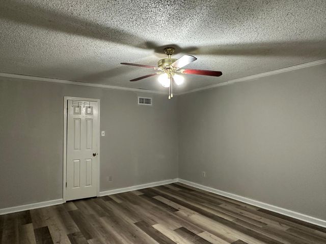 8588 KETTERING DR, Memphis, TN 38016