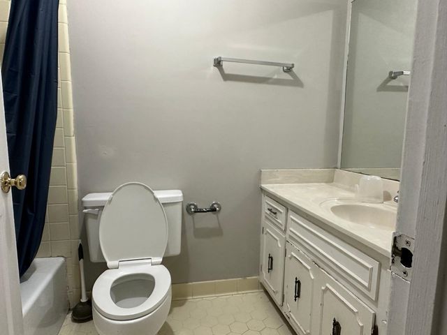 8588 KETTERING DR, Memphis, TN 38016