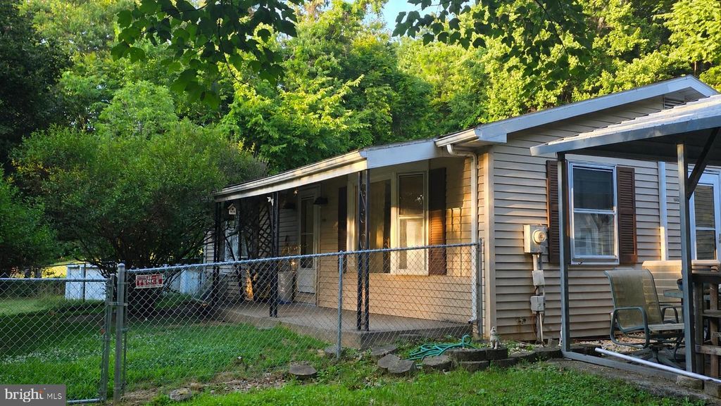 2529 CHESTNUT GROVE RD, Sharpsburg, MD 21782