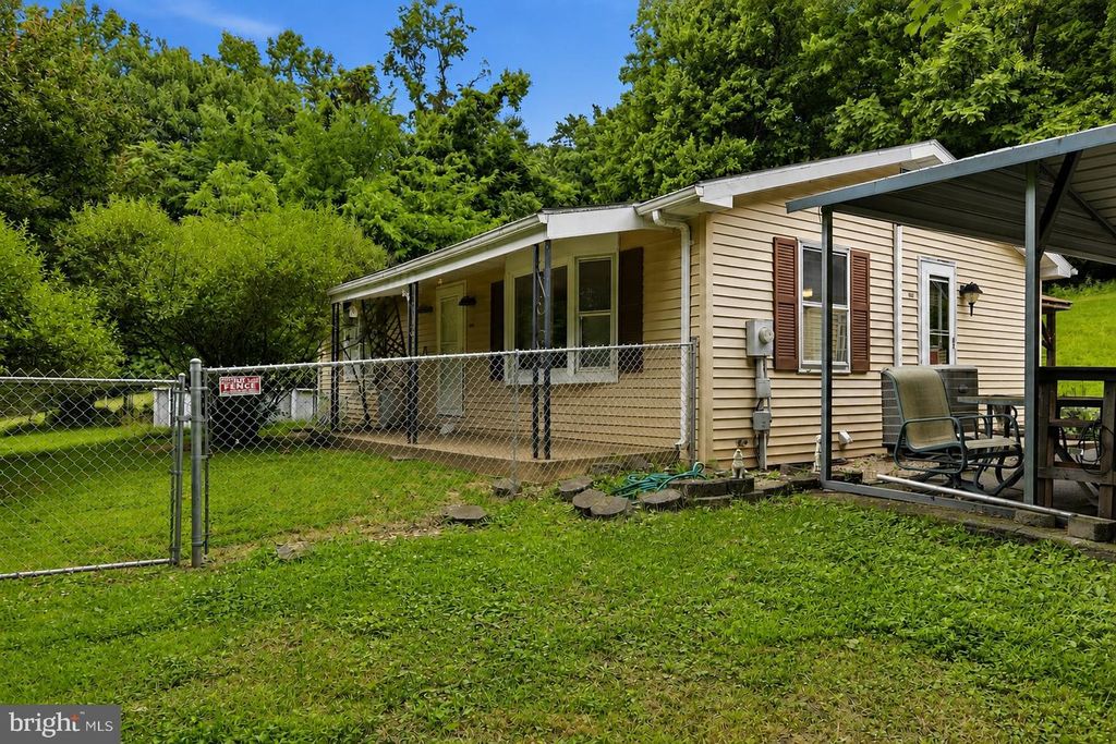 2529 CHESTNUT GROVE RD, Sharpsburg, MD 21782