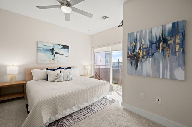 2827 Manor RD 3105, Austin, TX 78722