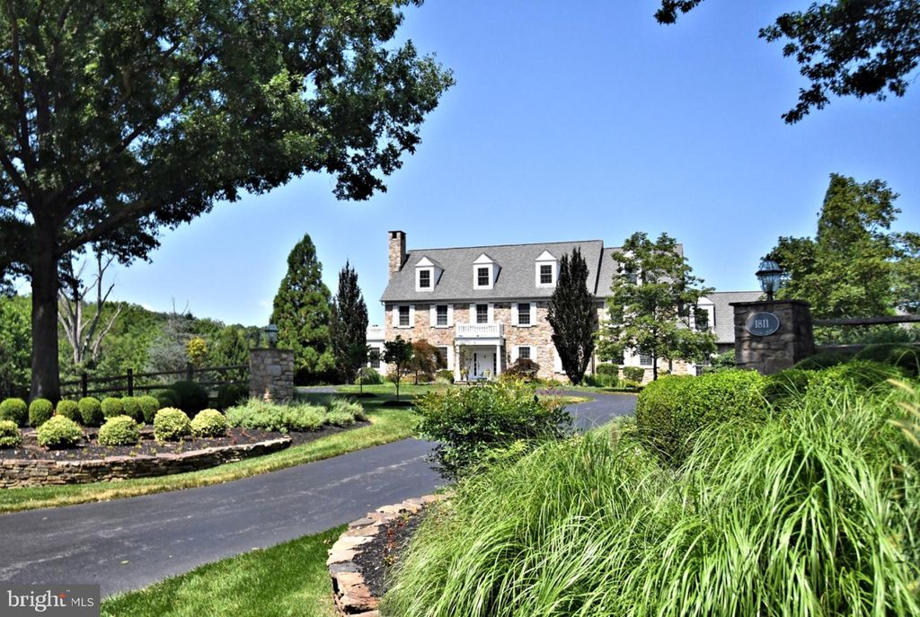 1811 HOLLOW RD, COLLEGEVILLE, PA 19426 — photo 2