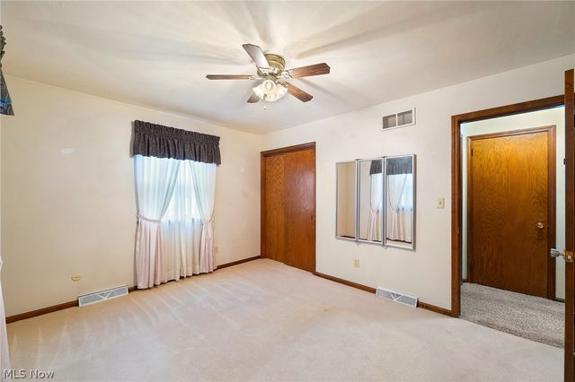 1827 Brockton Drive, Austintown, OH 44511