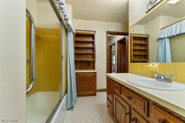1827 Brockton Drive, Austintown, OH 44511