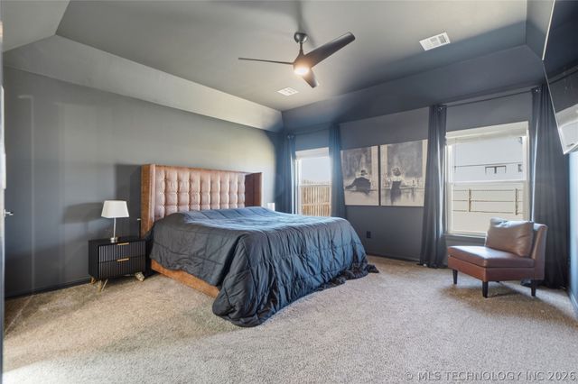 5917 E 126th Place S, Tulsa, OK 74008