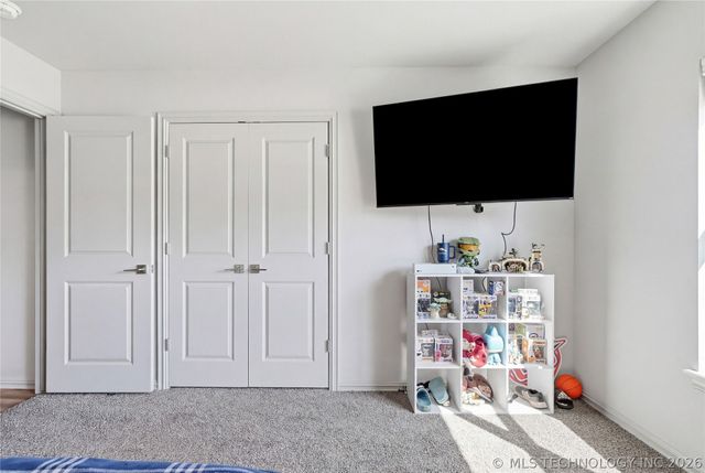 5917 E 126th Place S, Tulsa, OK 74008