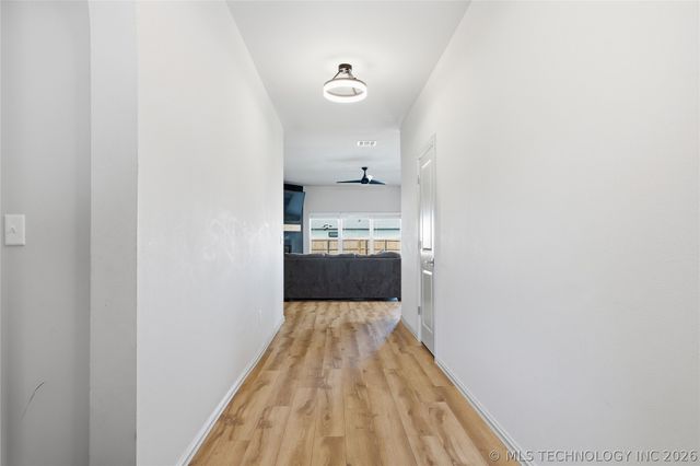 5917 E 126th Place S, Tulsa, OK 74008