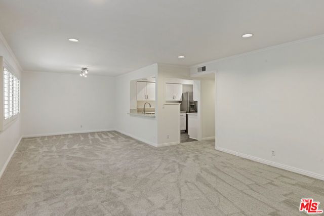 6748 Hillpark Drive 308, Los Angeles, CA 90068