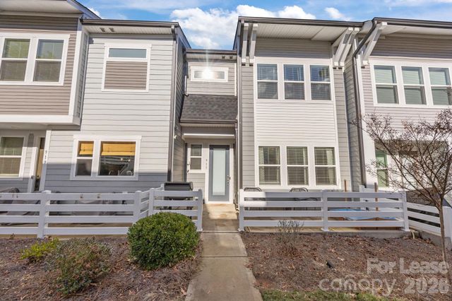 915 Kinsey Alley, Charlotte, NC 28217