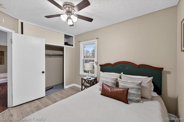 901 N Hix Road, Westland, MI 48185