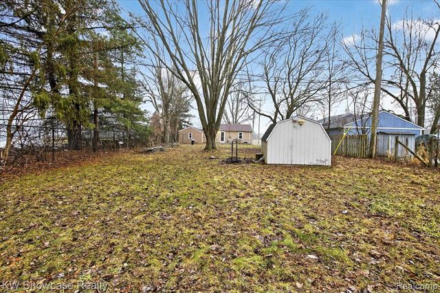 901 N Hix Road, Westland, MI 48185