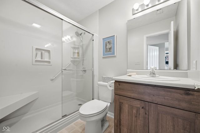 159 Oxford Avenue, Pendleton, IN 46064