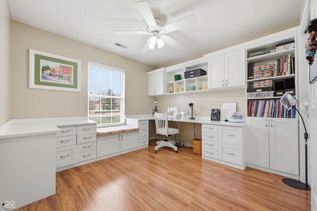 159 Oxford Avenue, Pendleton, IN 46064