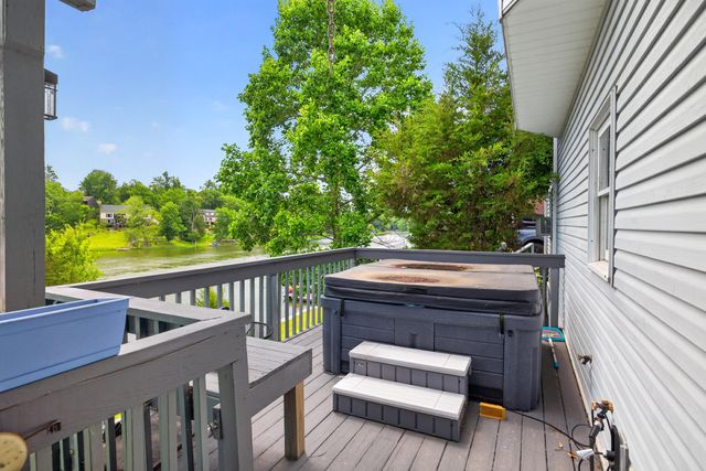 144 Greenwing Court, Georgetown, KY 40324