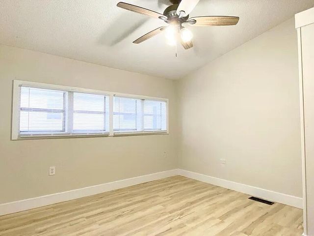 829 W Elm Street, Springfield, MO 65806