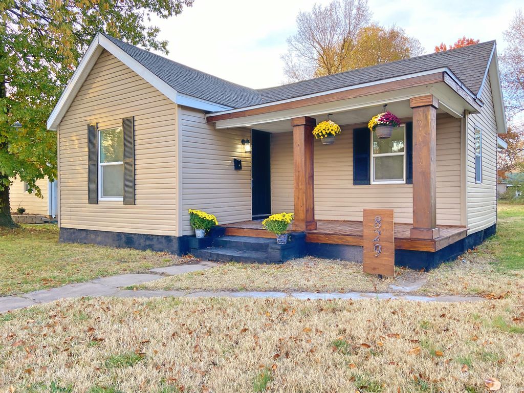 829 W Elm Street, Springfield, MO 65806