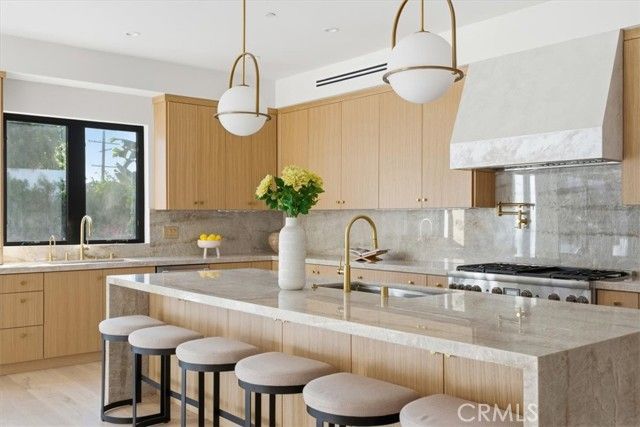 1806 6th Street, Manhattan Beach, CA 90266