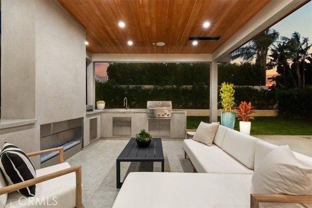 1806 6th Street, Manhattan Beach, CA 90266