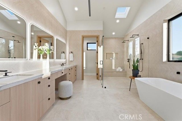 1806 6th Street, Manhattan Beach, CA 90266