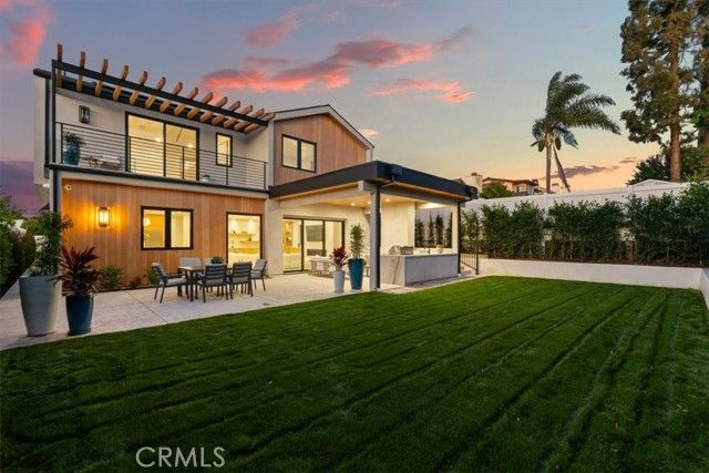 1806 6th Street, Manhattan Beach, CA 90266