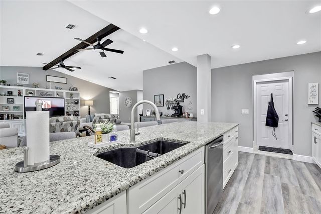 6181 OCEAN PINES LANE, Spring Hill, FL 34606