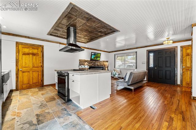 11 Macnaughton Road, Pueblo, CO 81001