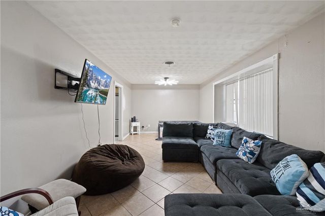 320 Violet Avenue, Mission, TX 78574