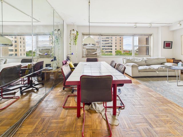 2 Fordham Hill Oval Unit 9G, Bronx, NY 10468