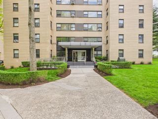 2 Fordham Hill Oval Unit 9G, Bronx, NY 10468
