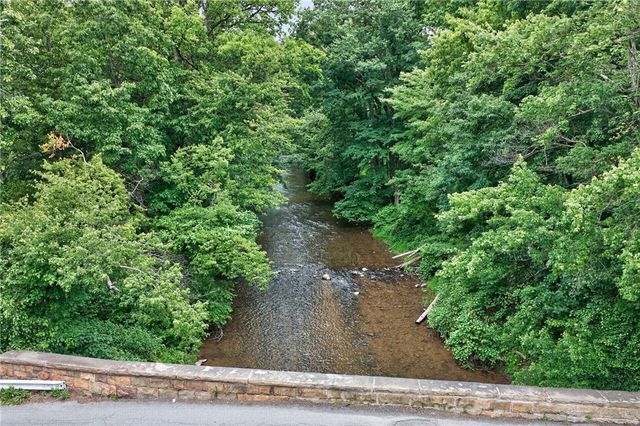 Ashtown Drive, Mahoning Twp, PA 18235