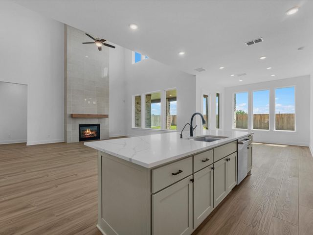 818 Lily Haven Trail, Richmond, TX 77406