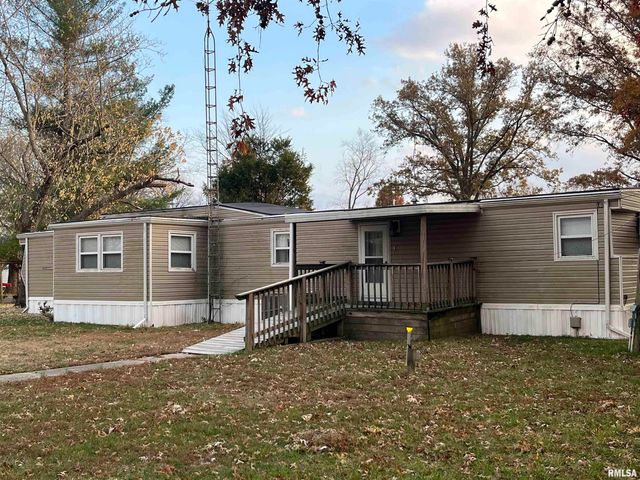 1000 DOVER Street, Centralia, IL 62801