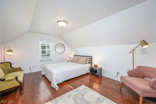 2225 16th Street, Cuyahoga Falls, OH 44223