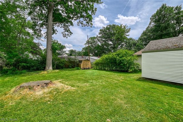 2225 16th Street, Cuyahoga Falls, OH 44223