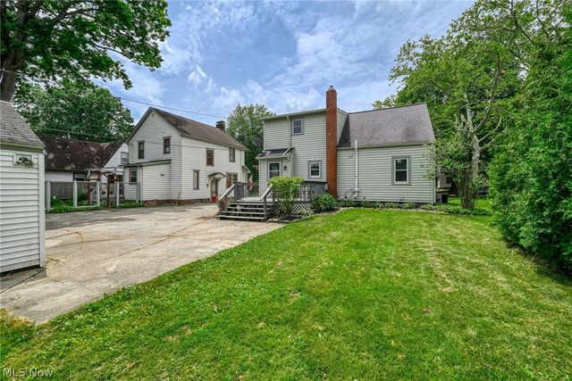 2225 16th Street, Cuyahoga Falls, OH 44223