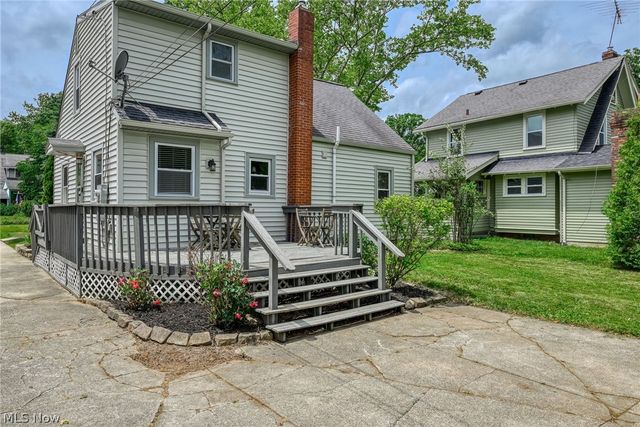 2225 16th Street, Cuyahoga Falls, OH 44223