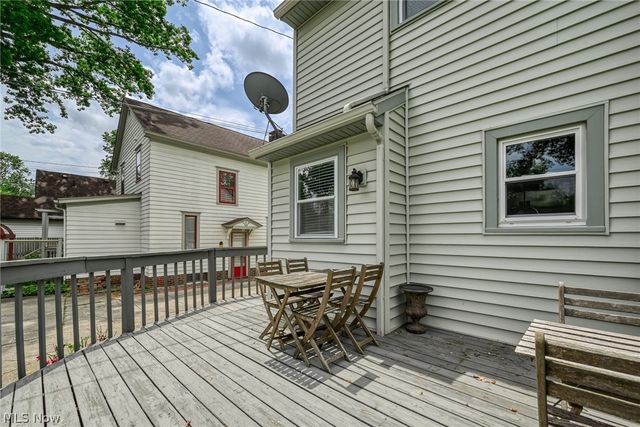 2225 16th Street, Cuyahoga Falls, OH 44223